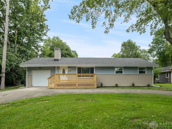 1746 Grange Hall Rd, Dayton, OH 45432