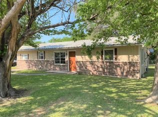 695 S 1st Ave, Stephenville, TX 76401