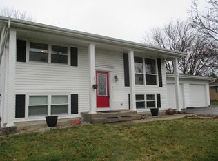 1621 S Main St, Sandwich, IL 60548