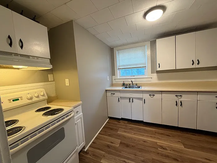2 bed, 1.0 bath, 1000 sqft, $950 — Photo 3