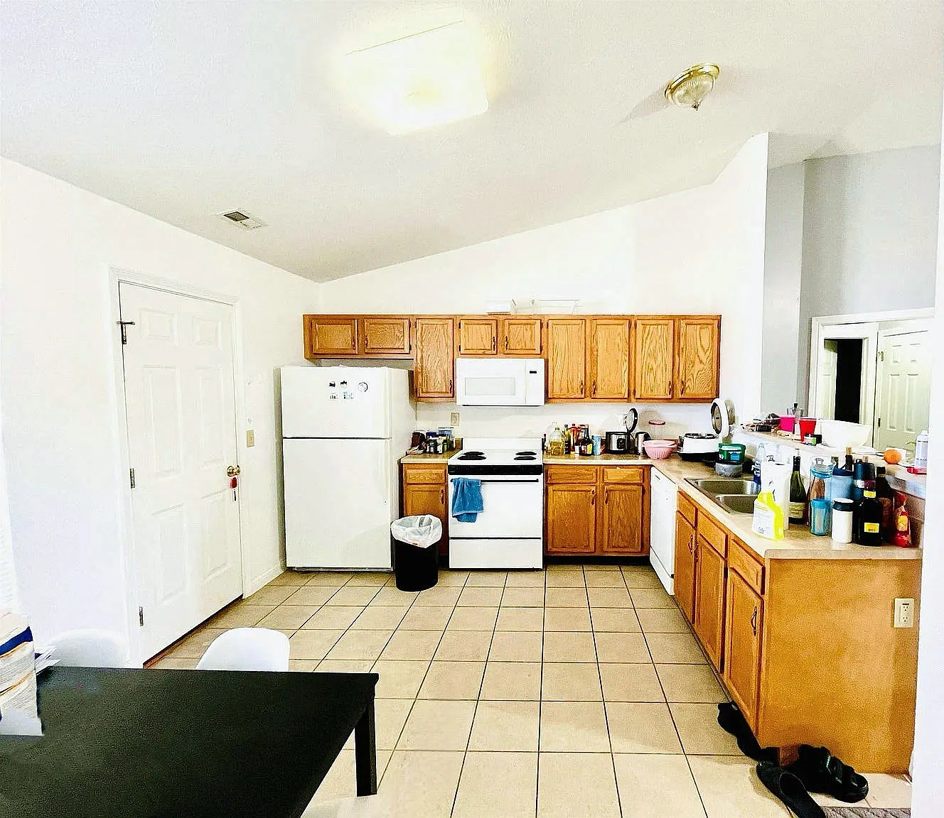 2 bed, 1192 sqft, $1,500 — Photo 3