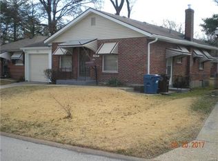 7024 Rohn Dr, Saint Louis, MO 63121