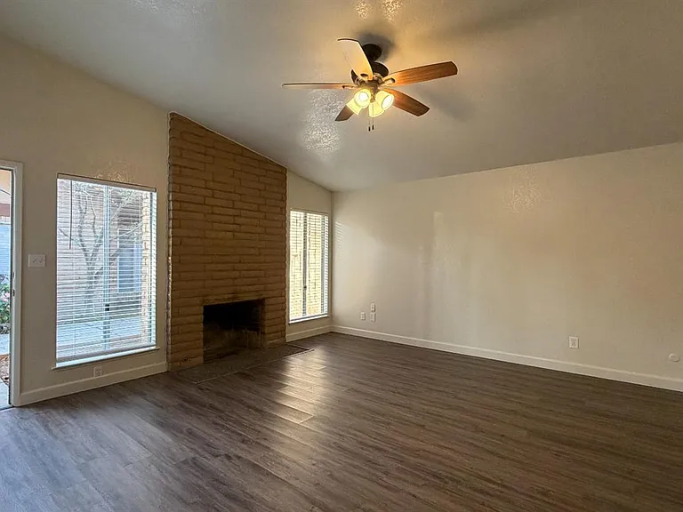 5771 N Valentine Ave #101 — Photo 4