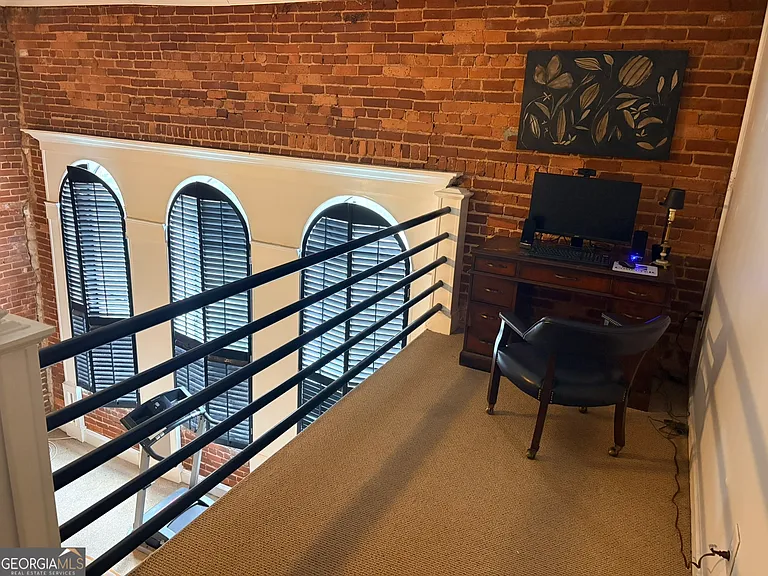 102 N Hill St #304 — Photo 7