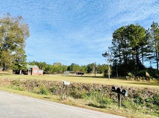 906 Old Hodges Rd, Abbeville, SC 29620