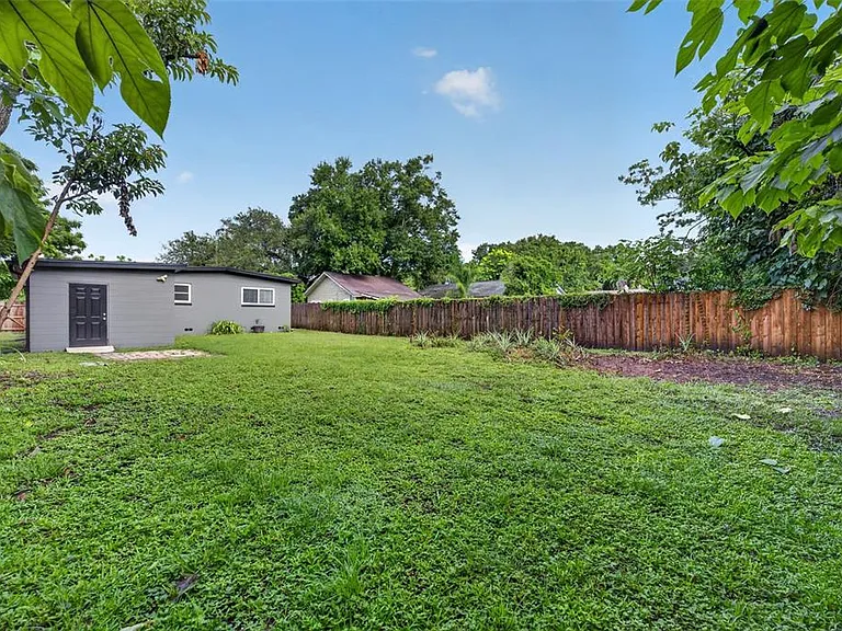 1317 Cloverlawn Ave — Photo 19