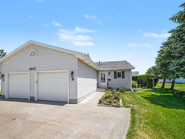 1527 E Gaylord St, Mount Pleasant, MI 48858