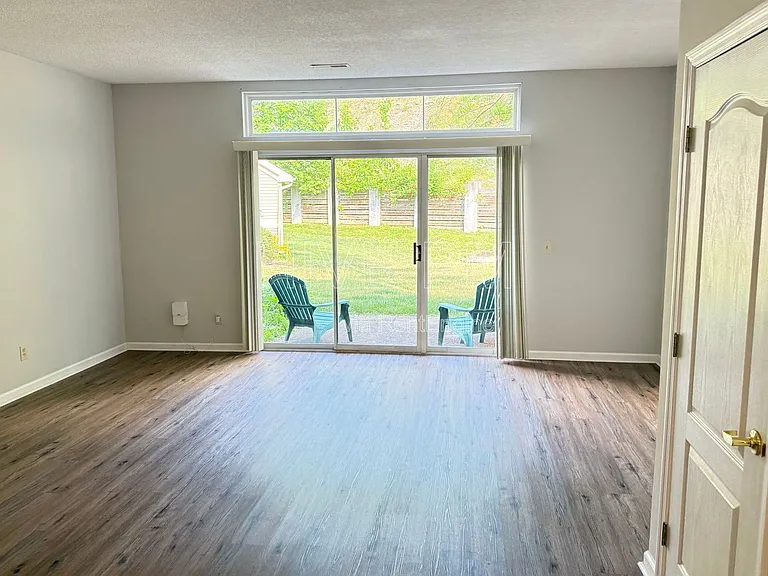 826 Rossford Run — Photo 8