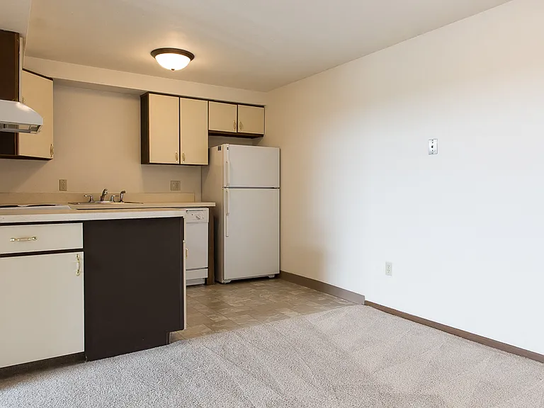 3790 Whispering Way Dr SE — Photo 6