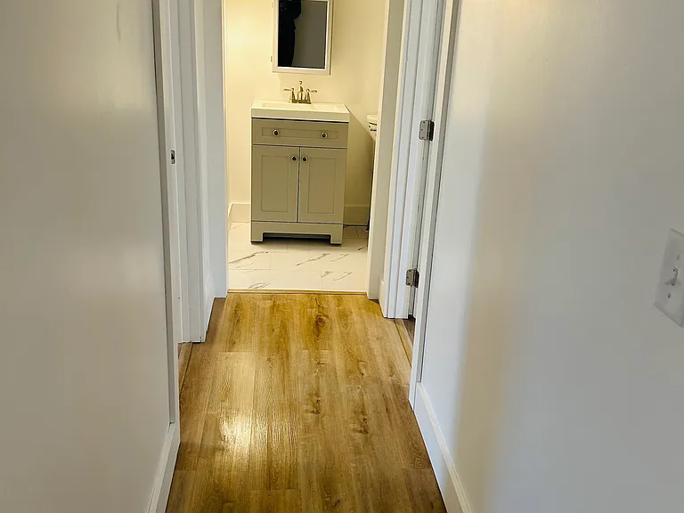 334 Brunswick St #B — Photo 9