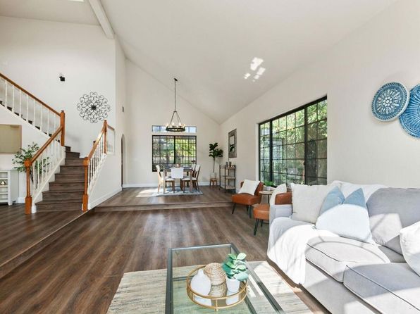 16898 Whispering Oaks Ln, Ramona, CA 92065