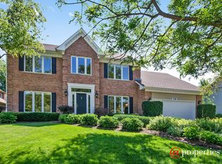 2086 Primrose Ln, Naperville, IL 60565
