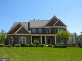 27572 Paddock Trail Pl, Chantilly, VA 20152