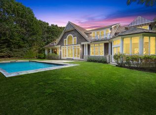 3 W Hills Ct, Southampton, NY 11968