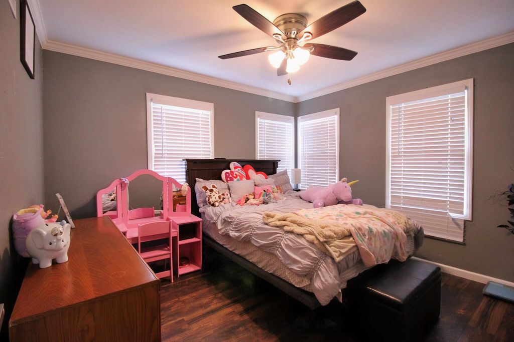 208 E 17th St, Hays, KS - View 6