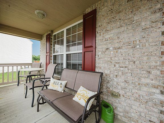 2nd image of 6474 Tallman Ct