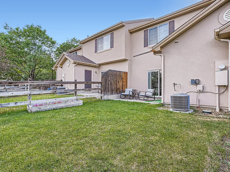 Sage Creek Townhomes — Photo 6