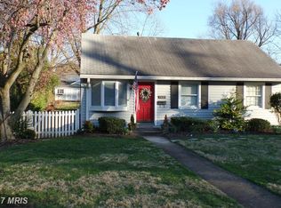 7421 Paxton Rd, Falls Church, VA 22043