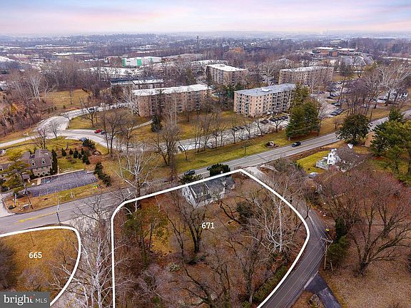 5th image of 657 S Gulph Rd