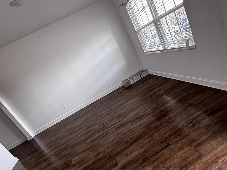165 Legacy Dr — Photo 2