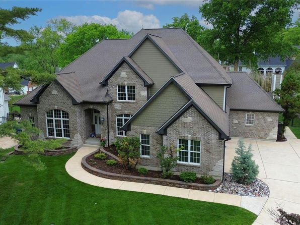 11709 Claychester Dr, Saint Louis, MO 63131