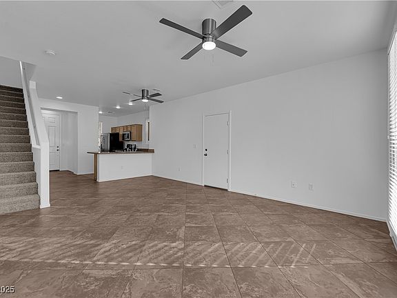 5th image of 2309 Briggsdale Ave
