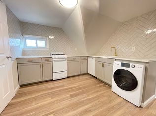 938 Avenue C, Bayonne, NJ 07002