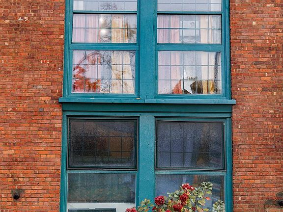 3rd image of 70 Johnes Street #325E