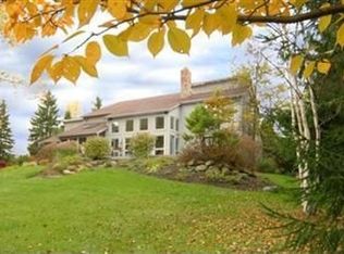 14140 Caves Rd, Novelty, OH 44072