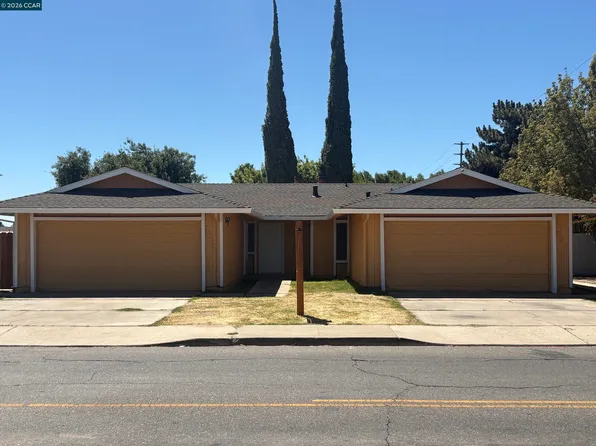 1527 Moffett Rd, Ceres, CA 95307