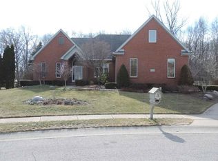 8328 Marquis Ct, Lambertville, MI 48144