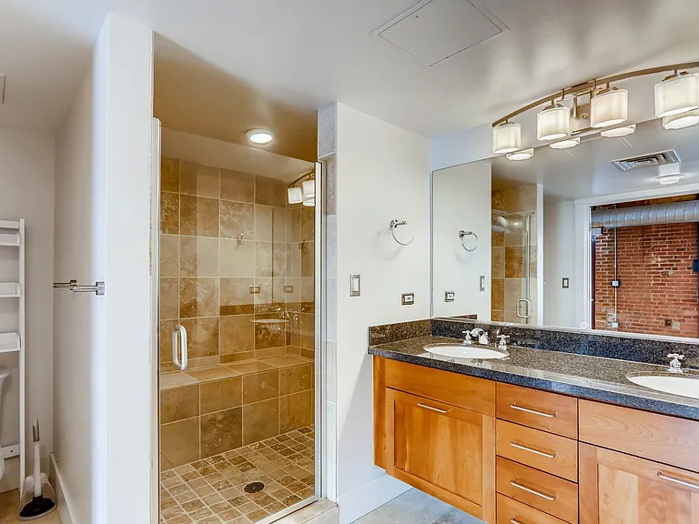 1441 Wazee St #301 — Photo 19