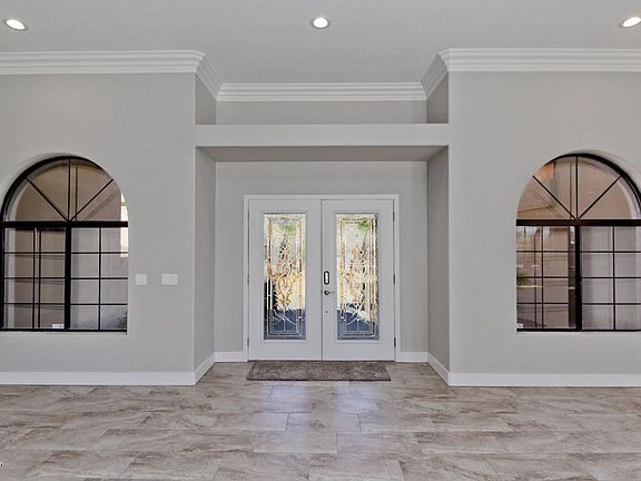 4th image of 3560 Desert Rose Dr