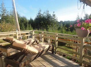 94454 Claystone Ln, Coos Bay, OR 97420