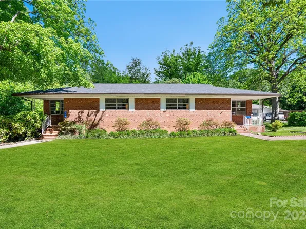 208 & 210 N Salisbury Ave, Spencer, NC 28159