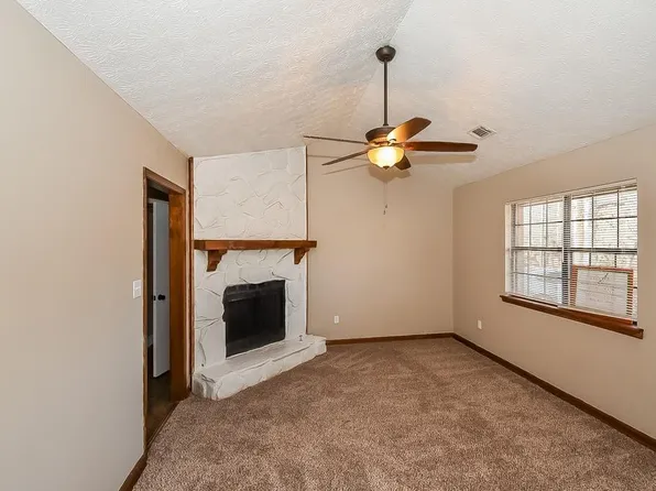 373 Summerwood Dr, Stockbridge, GA 30281