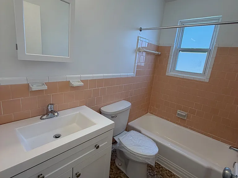 Premier Apartments — Photo 15