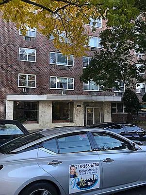3rd image of 89-00 170th St #B