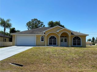 742 Long Lines Ln, Lehigh Acres, FL 33974