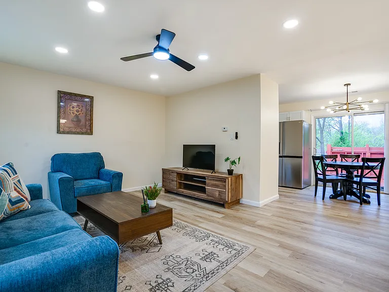 14220 Fallbrook Ln #LL-2 — Photo 41