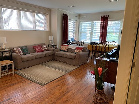 4th image of 6612 N Ashland Ave APT 1