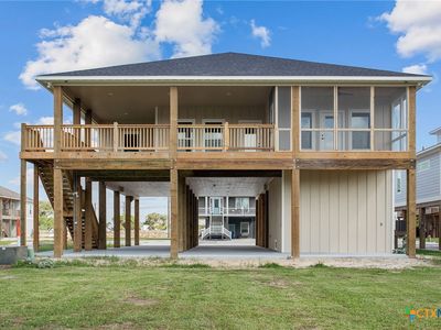 92 Whooping Crane St, Port O Connor, TX, 77982