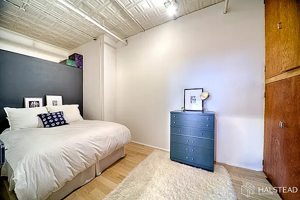 Rented by Brown Harris Stevens | media 18