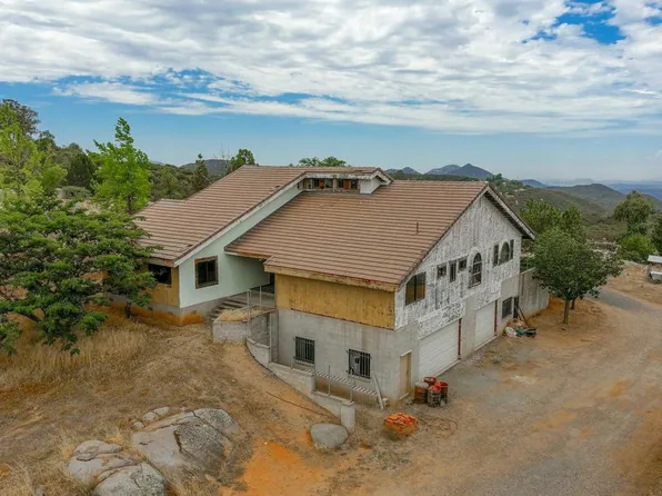 23660 Old Ranch Rd, Alpine, CA 91901