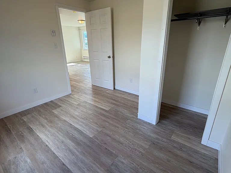 1145 Nebraska Ave — Photo 10
