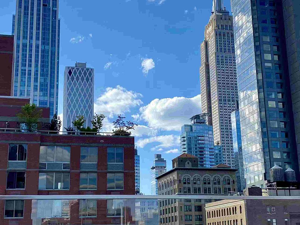 1st image of 165 Lexington Ave APT 7A