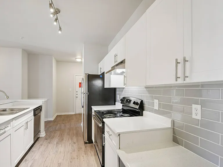 Ascent North — Photo 19