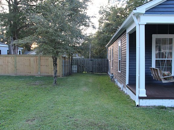 Left Side Front of House
