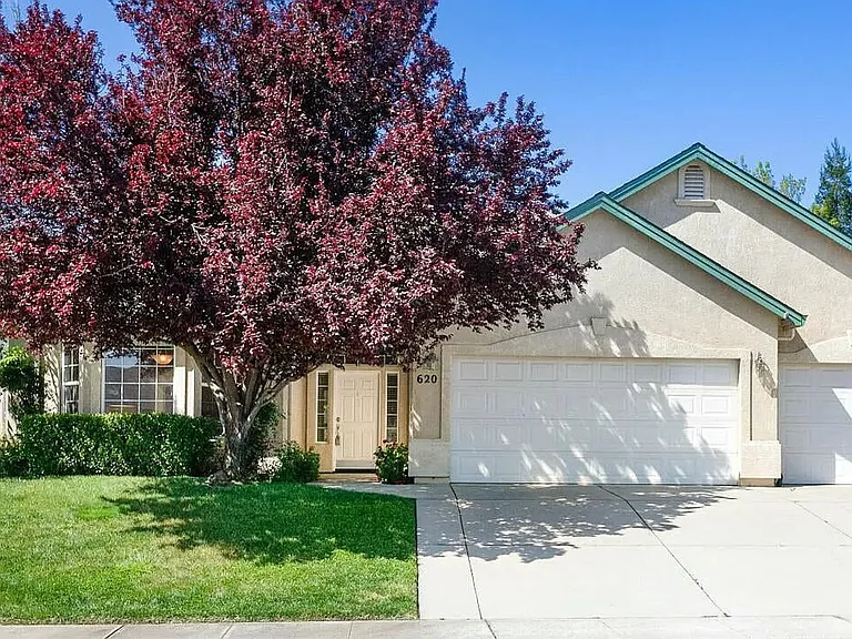 620 San Gabriel St — Photo 1