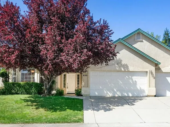 620 San Gabriel St, Redding, CA 96003